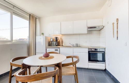 escale-marne fr - Savanna Loft - M8 Tour Eiffel - AC - Climatisation - Parking Gratuit - Free Luggage Storage - Consigne à Bagages Gratuite - 102 - Foto 5