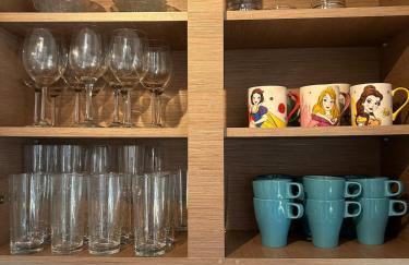 Cheerful 4-bedroom house with multiple car parking - Foto 42