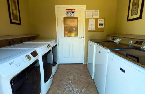 Cozy & Peaceful Sedona Condo with Pool, walk to Restaurants, Shops & Hiking Nearby - Foto 43