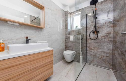 MY DALMATIA - Villa Pezer with heated swimming pool, sauna and Jacuzzi - Foto 25