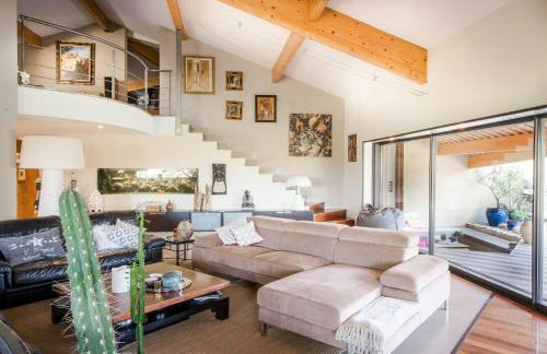 Japanese-Inspired Villa Facing Pic Saint-Loup - Foto 3