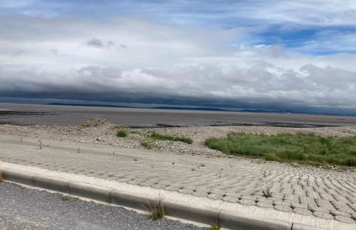 Cosy 2 BR cabin on coast private hot tub ' Driftwood ' - Photo 17
