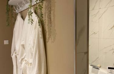 Le Moment Bien-Être - jacuzzi privatif, terrasse et parking privé gratuit au centre de Saint-Omer - Foto 34