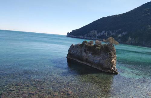 Kamari Beach guest house - Photo 46