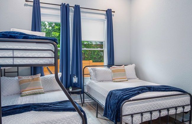 Trendy Historical Home Near Downtown Attractions - Foto 35