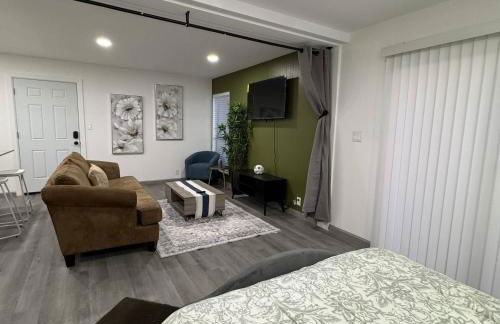 2-4 Dallas l FIFA READY l 5 Min from Love Field - Foto 14