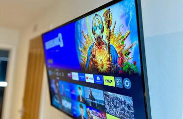 Central 2 Bedroom Apartment with Free Parking Sleeps 8 & Walk to City Centre & Arena - Foto 54