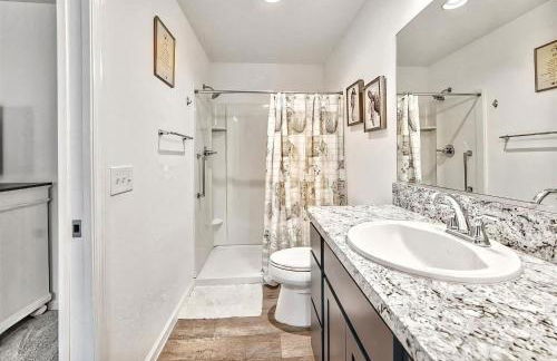 King Sized Comfort in The Village of Deluna - Foto 15