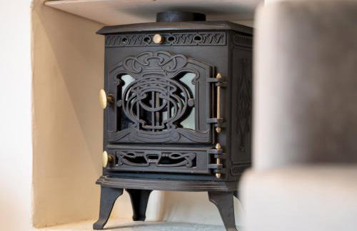 Cosy 2 Bed Terrace Peaceful Village location - Pass the Keys - Foto 18