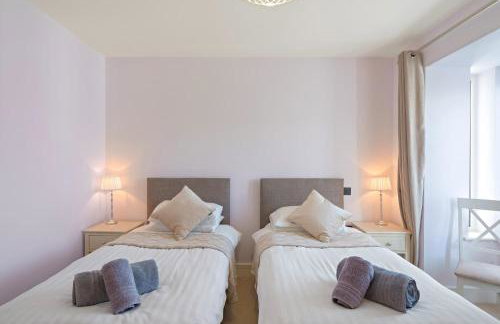 Townhouse Parking 1 Min Walk to Tolcarne Beach - Foto 3