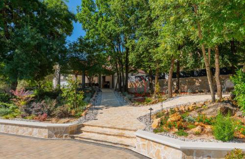 Villa Botanica - Lush Garden and Pool Oasis - Foto 31