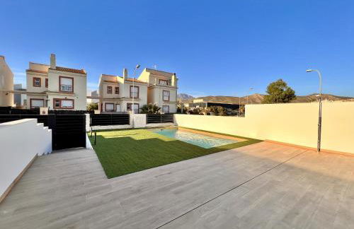 La Masion de Tout Seasonal Rental - Photo 29