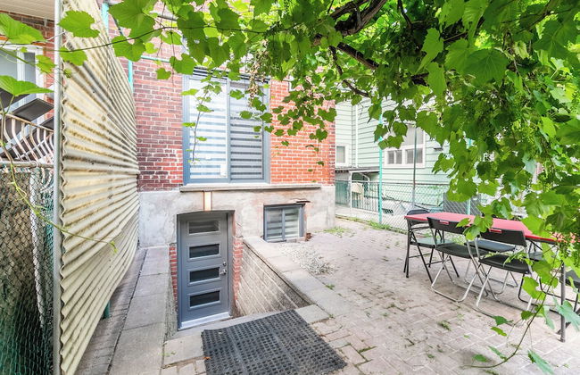 GLOBALSTAY Modern Basement In DT Toronto - Photo 26