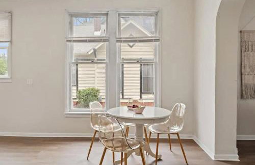 2 Units Combined-5BR-2 Living Rooms - 2 Kitchens - Foto 17