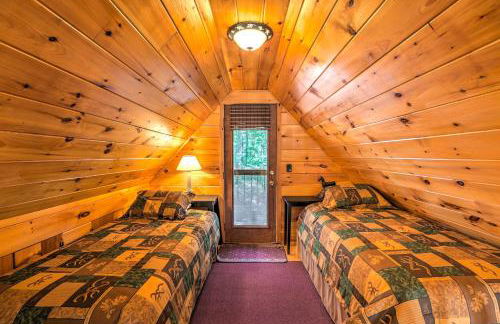 Hocking Hills Lake Gem with Hot Tub, Dock, 100 Acres - Foto 17