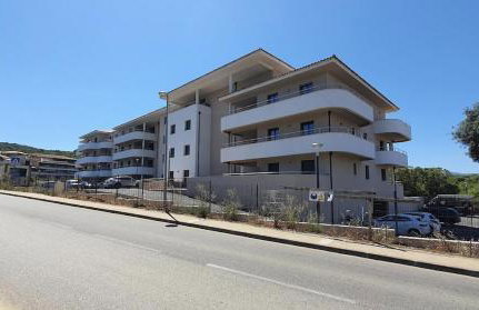 T2 SUN 3 étoiles- Plage & Commerces à 200m- Terrasse avec Barbecue- Résidence neuve avec Parking & Wifi - Foto 19