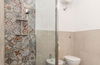 Nuovo a pochi minuti da Stazione Treni e Aeroporto - Photo 11