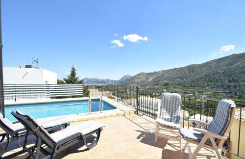 Peaceful Villa with Private Pool - Foto 2