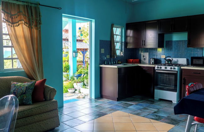 LambLion Holiday Apartments - Photo 34