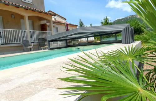 Maison confortable avec vue montagne à Nant, piscine partagée - Photo 1