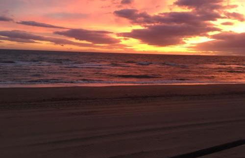 APARTAMENTO beachfront LA JACARANDA - Photo 33