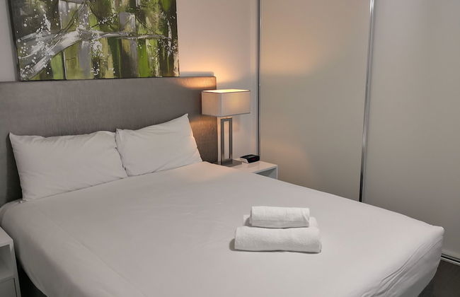 Atrio Apartments - Photo 7