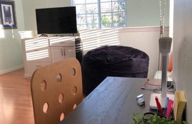 Santa Barbara Serenity Large 1-bedroom Guest Apt. - Photo 7