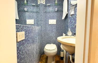 Tra i Vicoli di Sperlonga, Storia, Mare e Relax - Foto 9