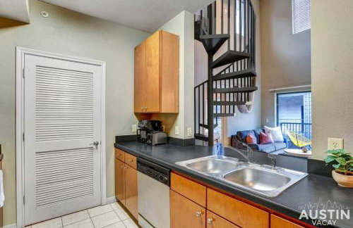 Spectacular Location West Campus Apt for 8 plus Loft - Foto 5