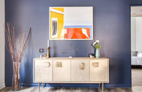 Beautifully Remodeled Second Floor Flat in River North with Private Rooftop - 2S - Foto 8