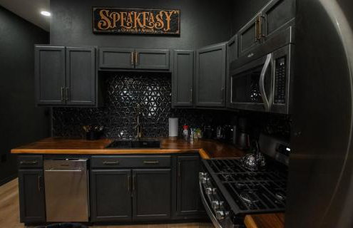 Speakeasy Suite at ArnoTriplex-Close to Downtown-Pet Friendly! - Foto 28