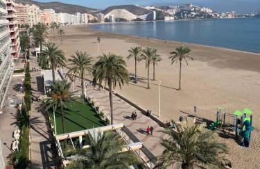 Primera línea en Cullera con piscina. Inmejorables vistas - Photo 10