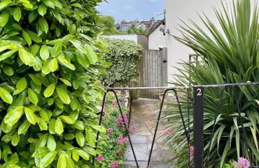 Redland Retreat, Cosy Garden Studio for 2 - Foto 15