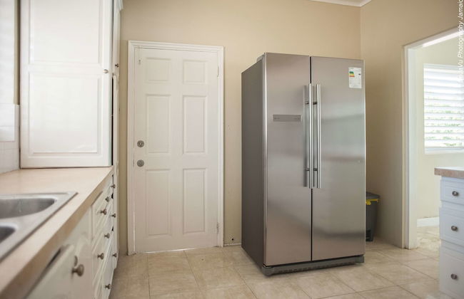 Breezy Shores at Cardiff Hall - Photo 17