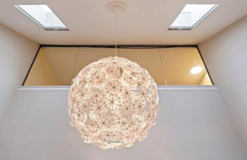 Lakeside Stay Metro, INOVA, Dining & Shops Nearby! - Foto 12