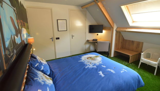 Family Home w/ Trampoline - Foto 3, Habitación