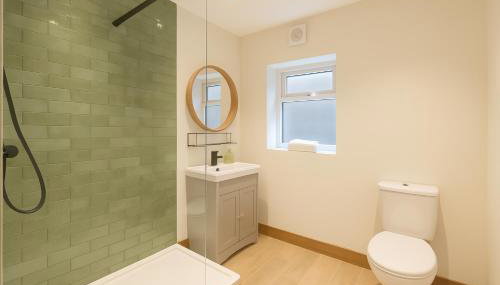 Modern Central Apartment + King Size Bed + Garden - Foto 4