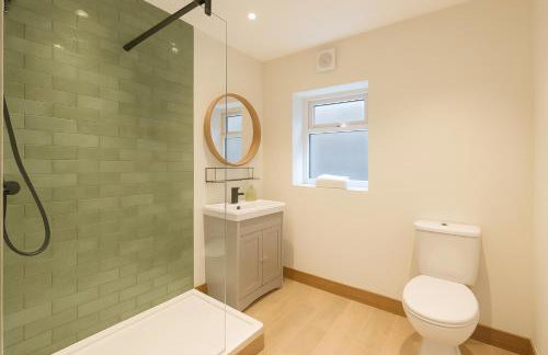 Modern Central Apartment + King Size Bed + Garden - Foto 4