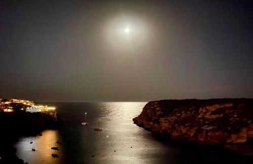 Seafront Villa Bellavista with heated pool by DadoVillas - Foto 24