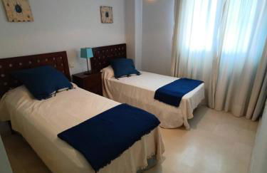 Charming 3 Bedroom Apartment in Puerto Sotogrande - Foto 6