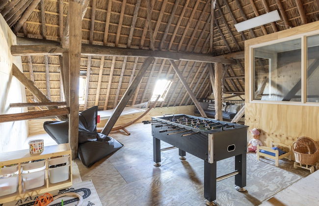 Luxuriously Restored Farmhouse With Trendy Interior Close to sea and Forest - Foto 72