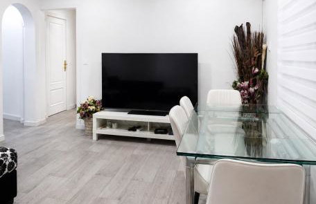Apartamento renovado y tranquilo, 2 dormitorios bien comunicado con el centro de Madrid - Foto 4