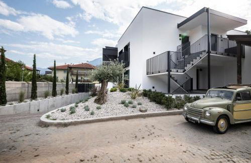 Sambucus Apartments -Premium Apartments for You and Your Dog - Photo 3