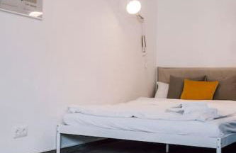 Mitten im Zentrum mit 24h Check-in - Foto 8