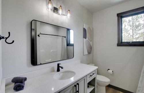 Luxurious Lead Vacation Rental with Private Hot Tub! - Foto 26