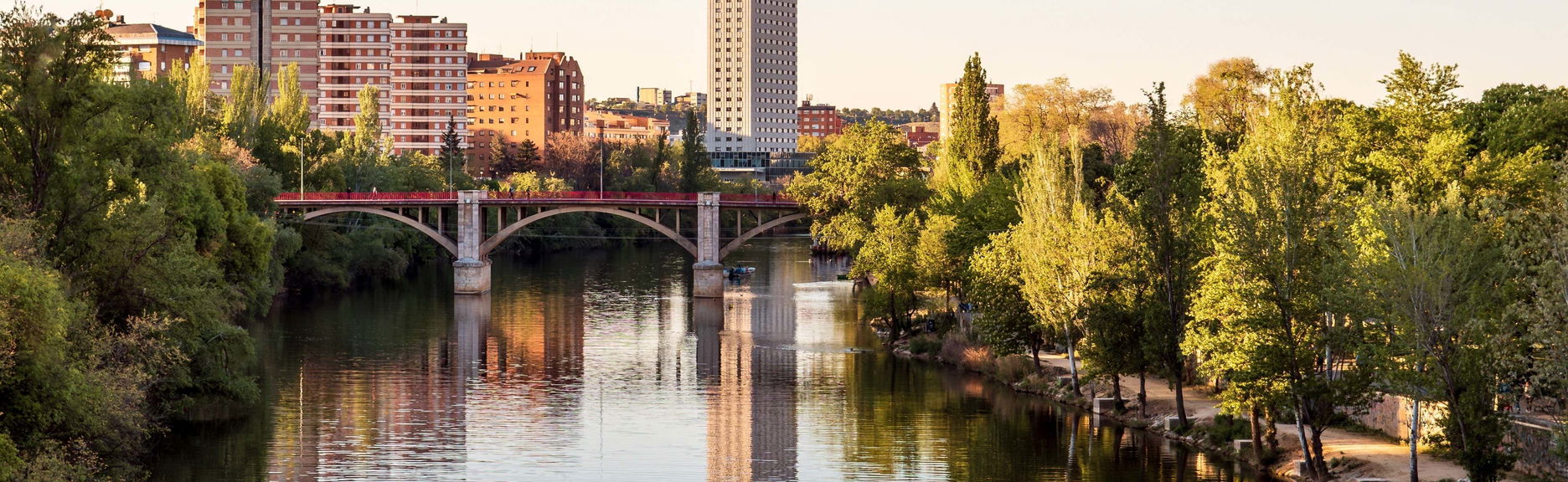 Passeio no barco La Leyenda del Pisuerga