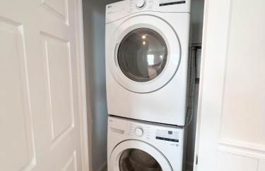 1007 Queen Suite, 1st Floor Oasis - Photo 31