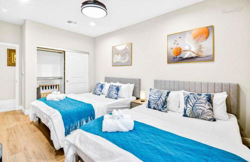 Spacious 9BR Home with Parking and Near DTLA - Foto 12