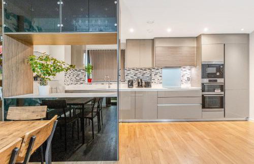 Charming 3BR Duplex in Wembley, 5 Minutes to Tube - Foto 17