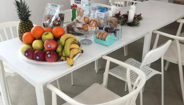 The White House Toledo - Photo 2